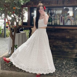 小飞袖镂空上衣+高腰半身裙套装